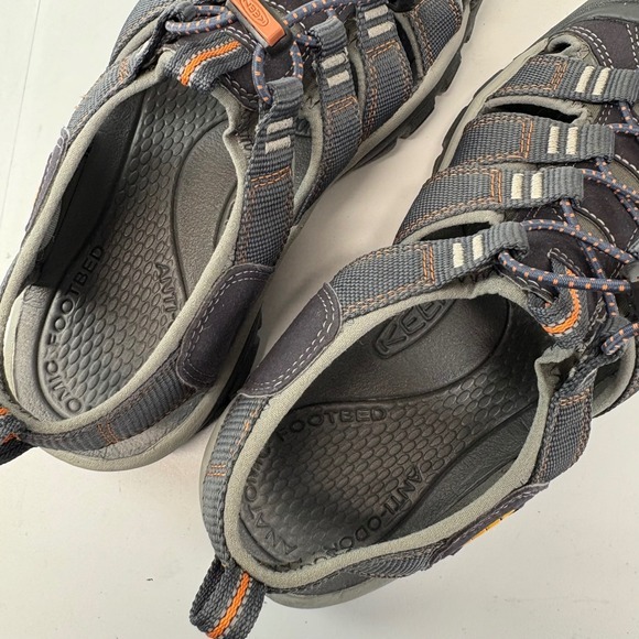 KEEN‎ Mens 7.5 Newport H2 Water Hiking Sport Sandals Gray Orange Toe Protection - Picture 6 of 7